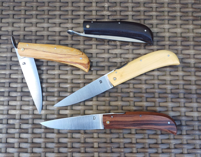 Pliant " Le Sertaine" acier inox lentille forgée 