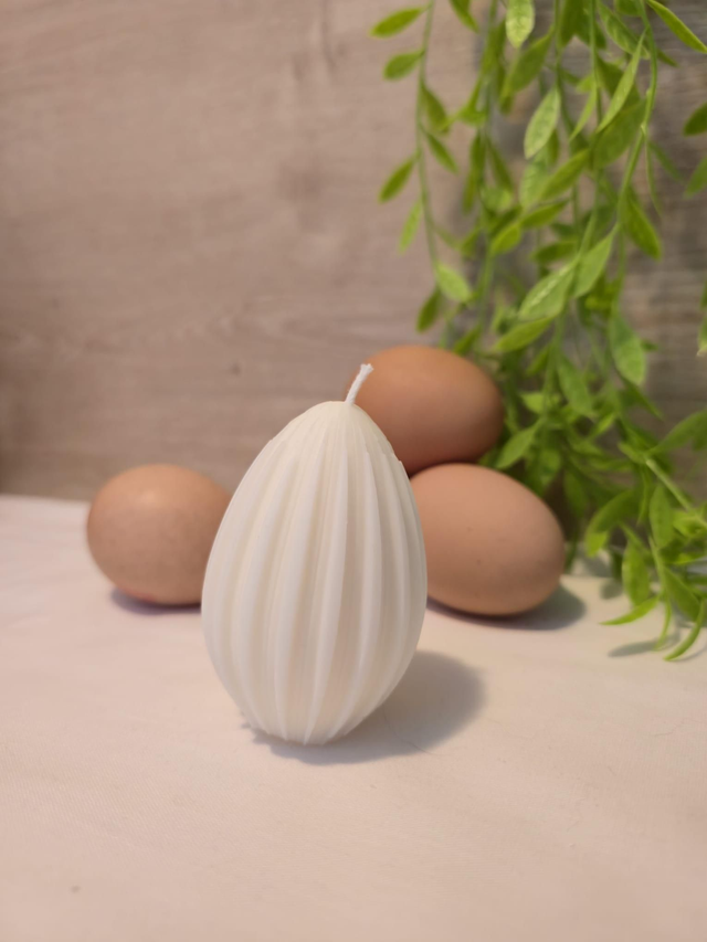  LOT DE 4 Œuf de pâques 