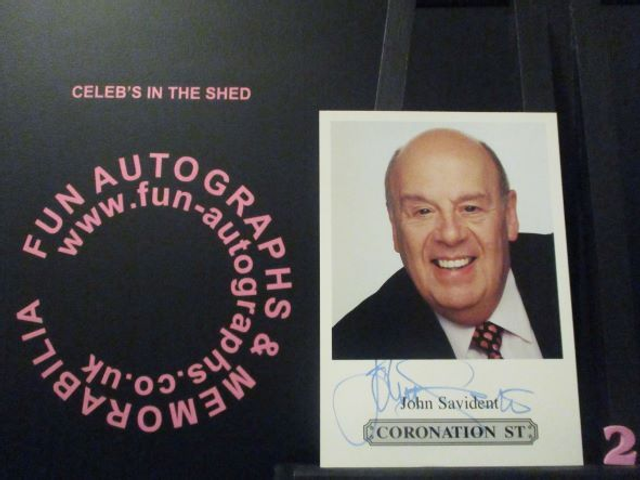 John Savident (Fred Elliott) Authentic Autographed Coronation Street 6x4 Cast Card (2)