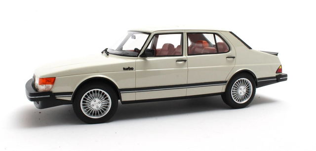 Saab 900 Turbo 4-deurs (1983) Cult Models 1:18