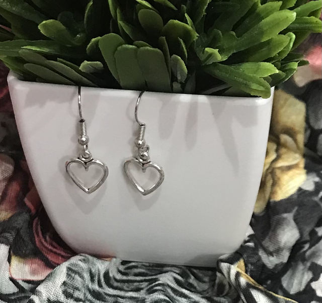 Silver Dangling Earrings- SDE134