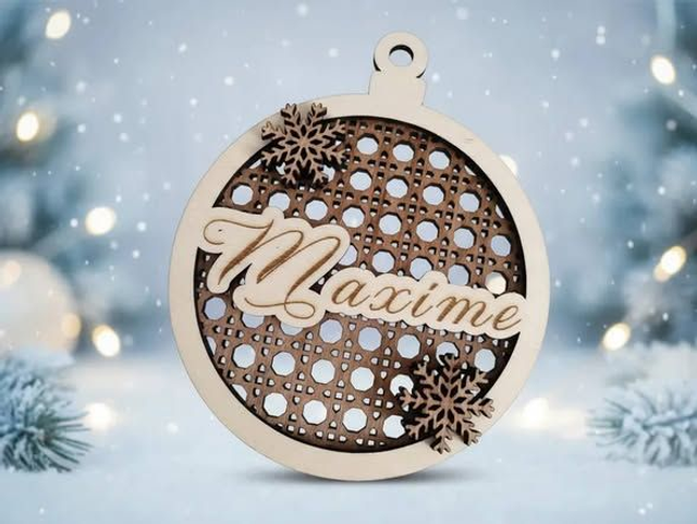 Boule de Noël en bois personnalisée – Édition Nature