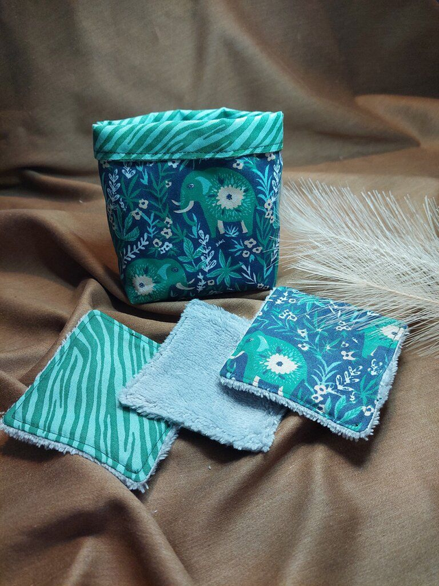 Lingettes Démaquillantes Lavables ELEPHANT et leur Panière. 