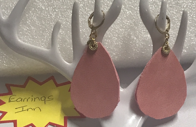 Pink Suede Dangling Earrings - SUE05