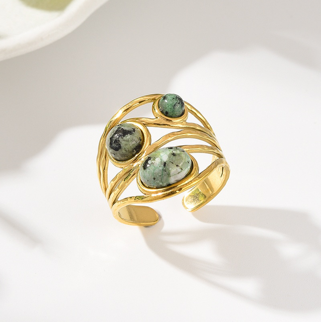 Bague pierre