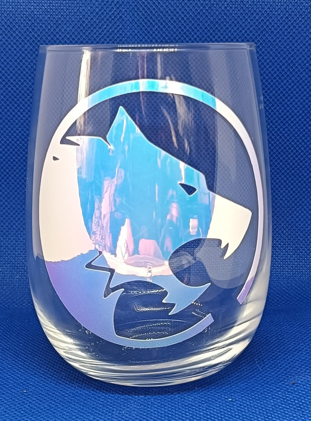 Custom Design Vinyl Holographic Wolf 13oz Glass.