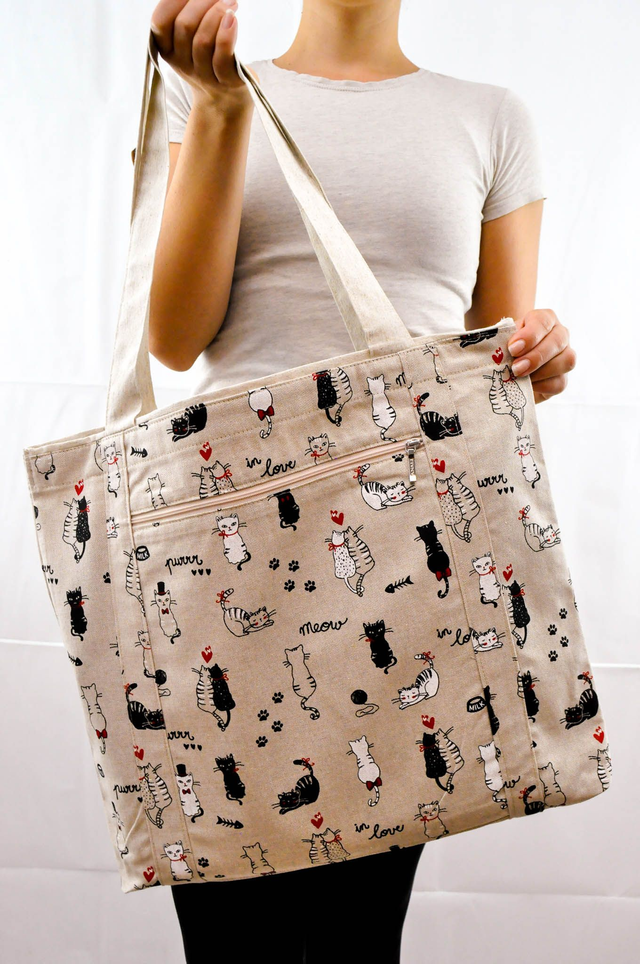 Little Cat Lovers Print Shopping Tote