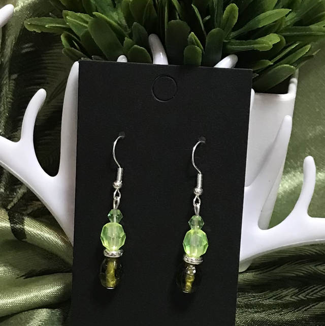 Green Dangling Earrings- GDE35