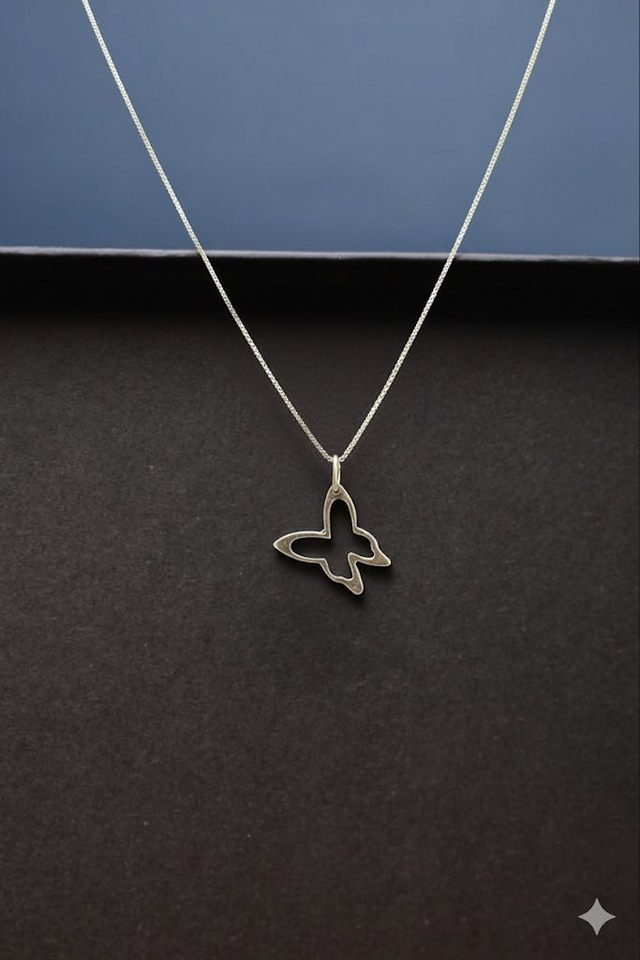 Pingente prata borboleta vazada