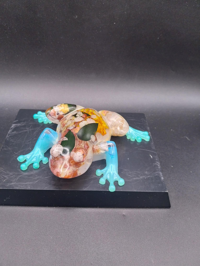 Grenouille en résine 