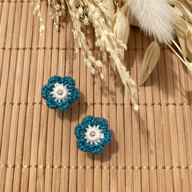 Puces d’oreilles Fleurettes ~ Canard / Lin