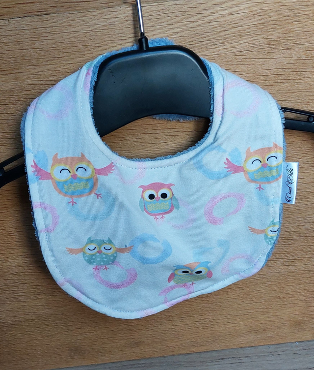 Bavoir naissance chouette