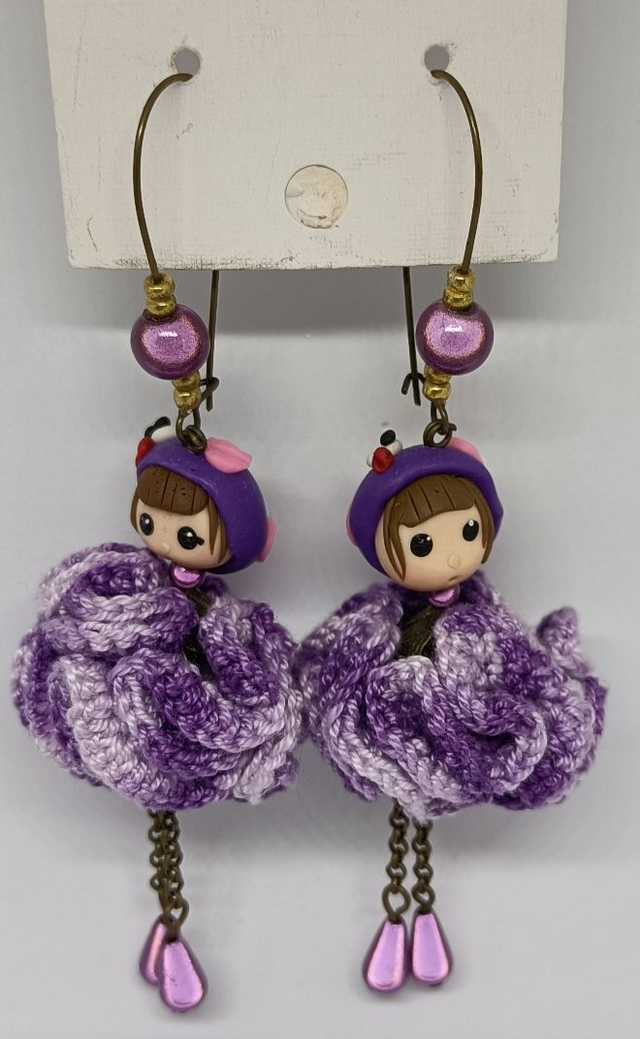 BOUCLES D’OREILLES