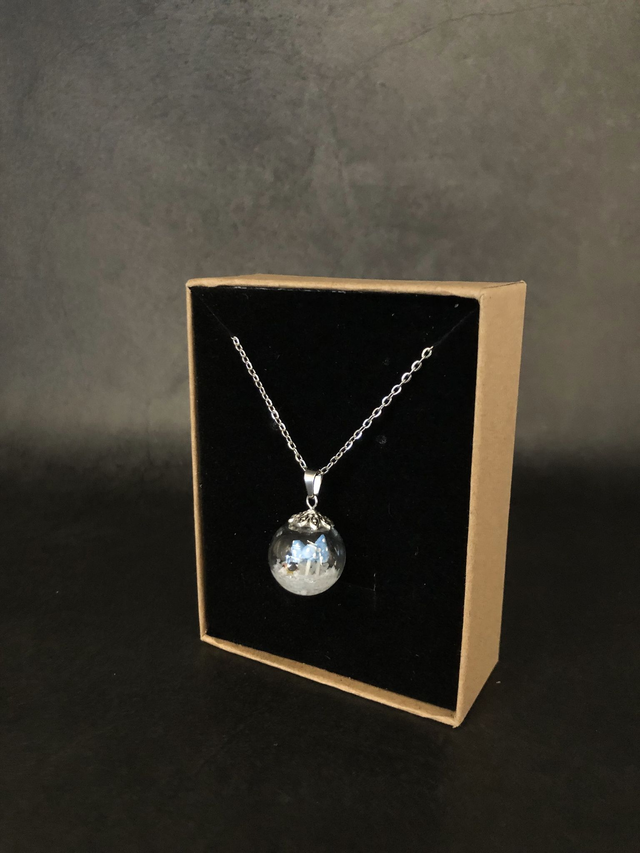 Pendentif bulle givrée amanites et coccinelle doré