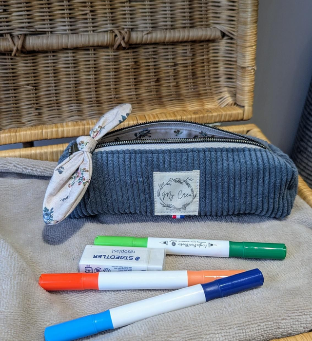 Trousse a crayon i