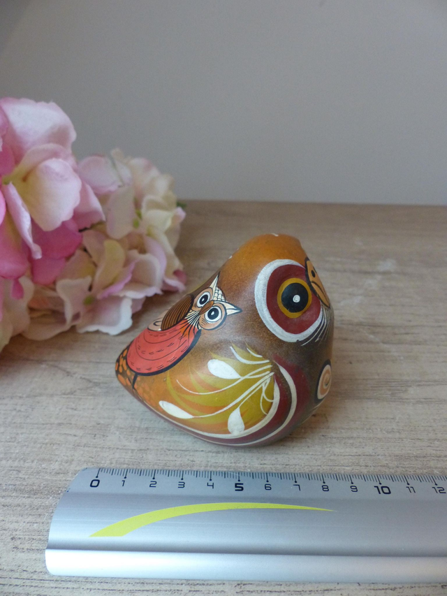 Sculpture chouette en poterie d'art mexicain peint à la main vintage signé Elias Régin Mexico, Tonala en argile couple chouette et hibou