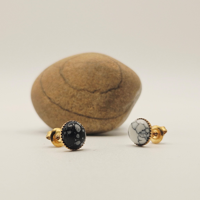 Clous d'oreilles Suzanne - noir &amp; blanc