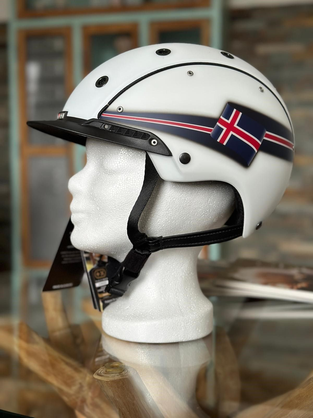 Casco Reithelm Champ 3 White Matt Icelandflag