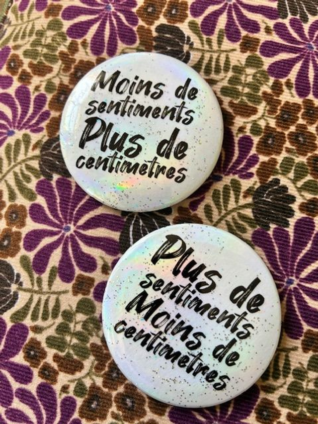 Badge sentiments ou centimètres ?