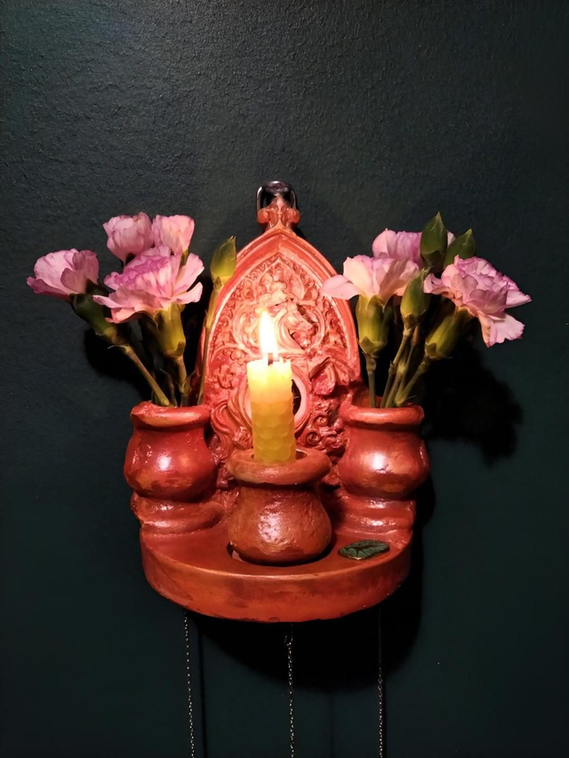 Seinä-alttari Tulihevonen / Wallshrine Fire Horse