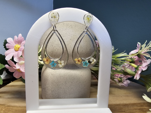 đżboucles d'oreilles Larmes de Nature -"Ăclosion Intemporelle"â La dĂ©licatesse dâune fleur Ă©ternelle đż (1)