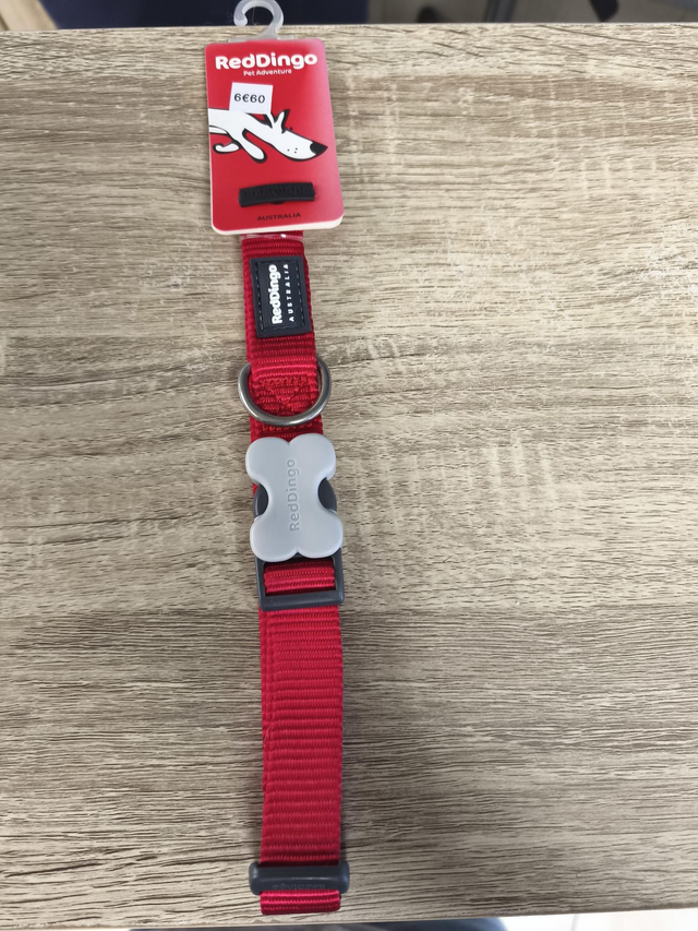 Collier chien uni rouge   taille: 20mm    cou: 31-47 cm