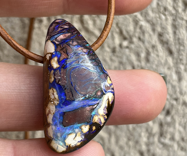 Pendentif en Opale Boulder