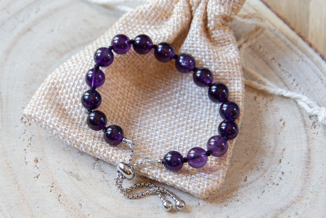 (Taille S-M) Bracelet ajustable Améthyste