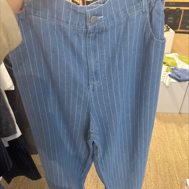 Jeans rayé bleu clair