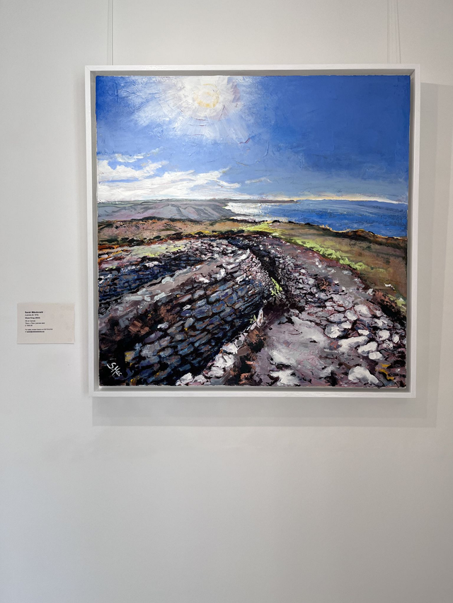 Gluze Krug (2023) Sarah Macdonald