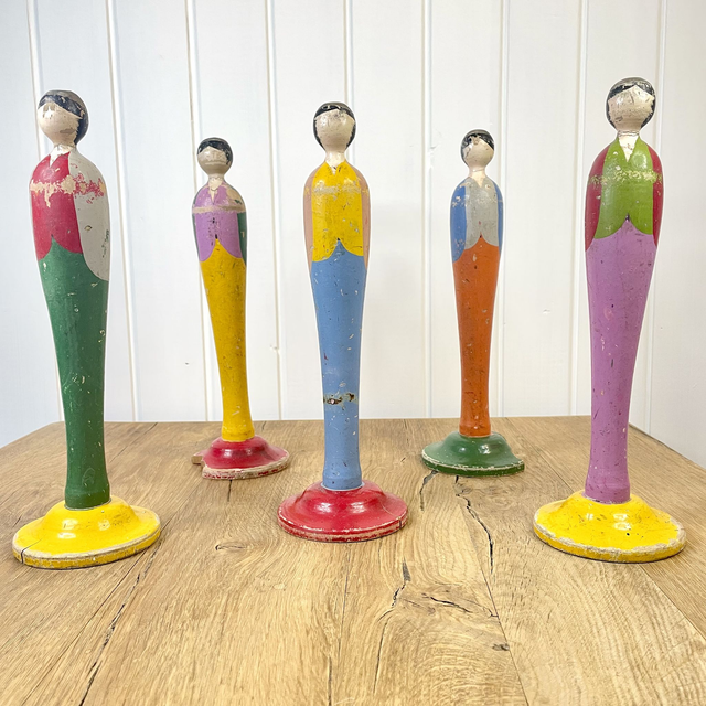 Jeu de 5 quilles anciennes colorées