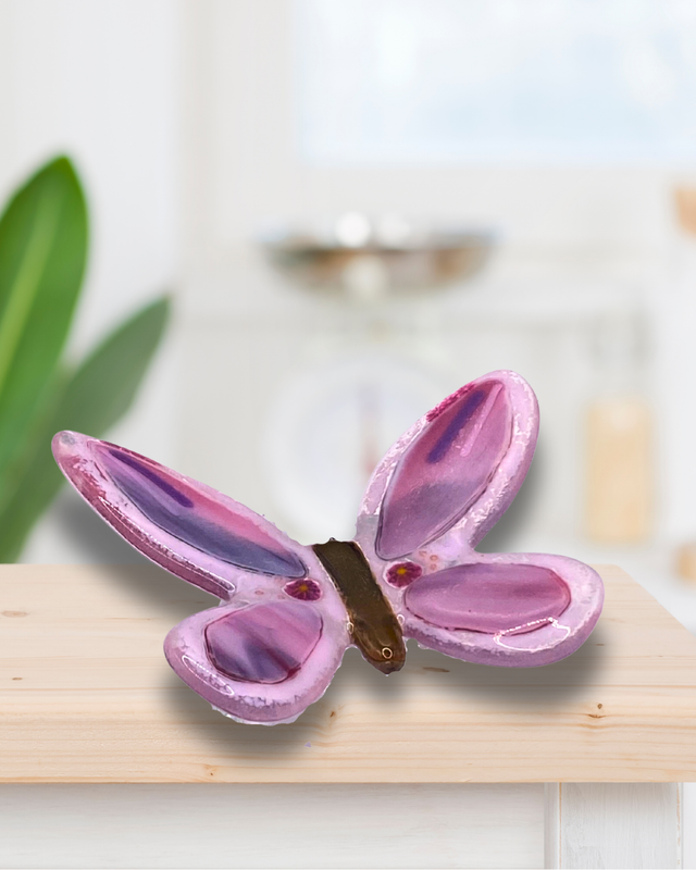 22.03.26 @ 10.30am - Fused glass butterfly