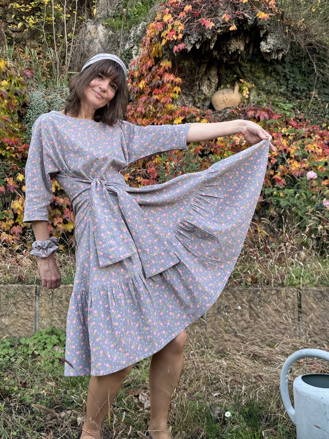 Robe Folkado velours gris fleuri