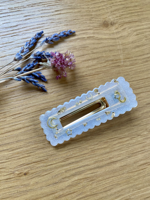 Barrette Marie gaufrée - céleste