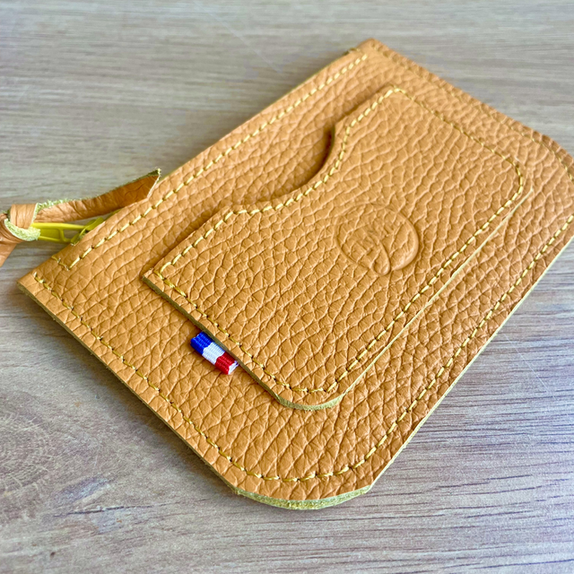 Porte cartes / porte monnaies jaune abricot