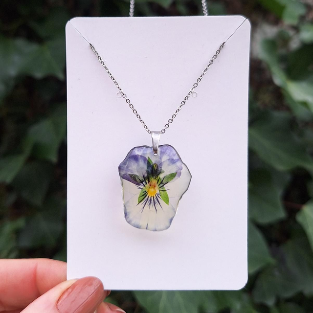Collier petite Pensée • Viola cornuta • argenté