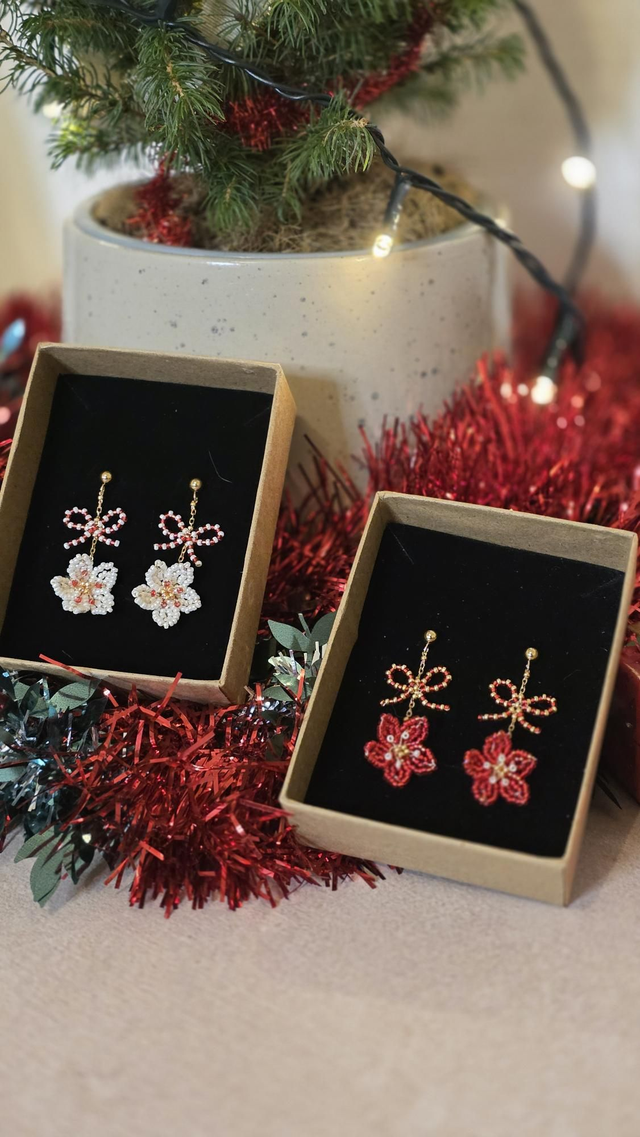 Boucles d'oreilles petit noeud - White Christmas