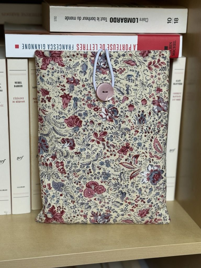 Pochette à livre / liseuse - M