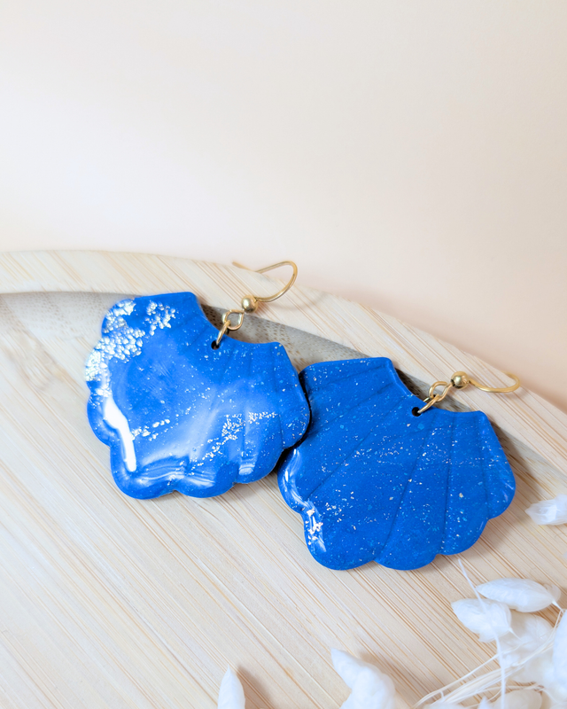 Prestigieuse - Collection bleu - Boucles d’oreilles artisanales en pâte polymère et résine