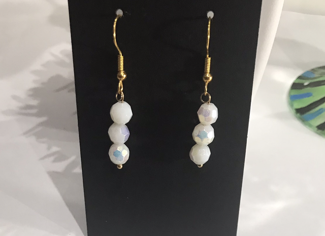 White Dangling Earrings- WDE18