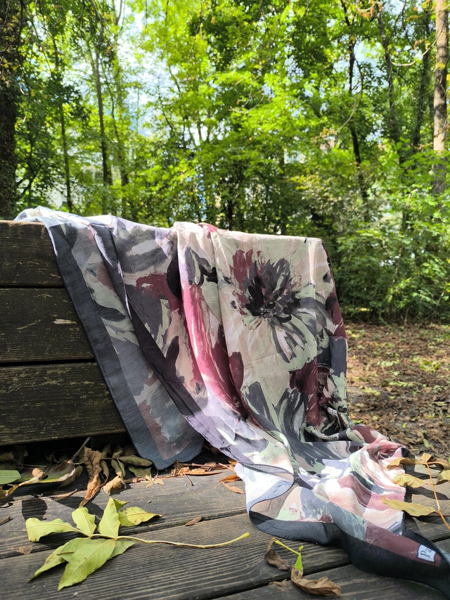 Kopftuch mit Muster Ebenholz