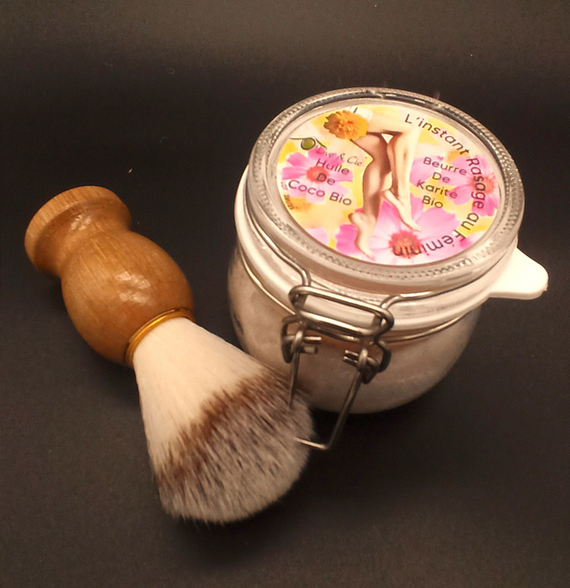 Soin rasage femme + blaireau