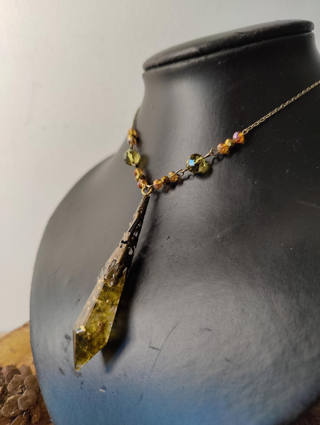 Collier Antre Lumières Victorien & Perles de verre