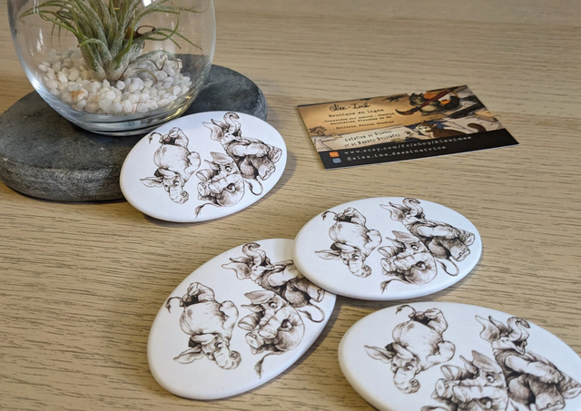 Eléphants Rebondissants, Broche Soft Touch ovale