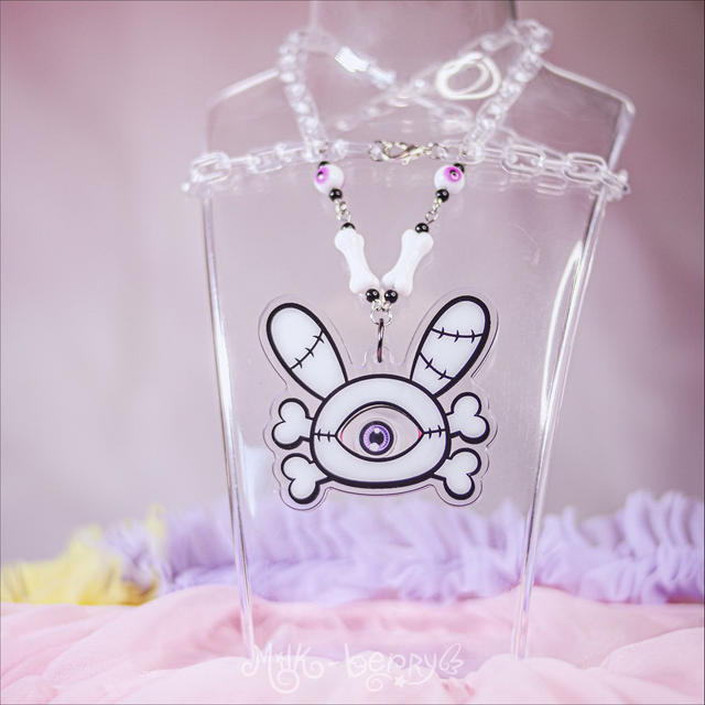 Collier Shaker Dead Bunny