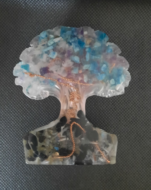 Arbre décoration Apatite bleue/ Améthyste/ Labradorite / Quartz rose / Tourmaline noire / Sélénite