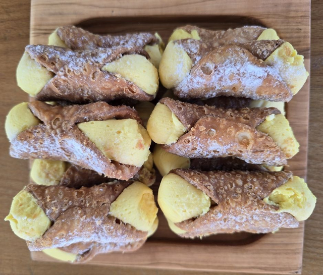 Cannoli Zitrone