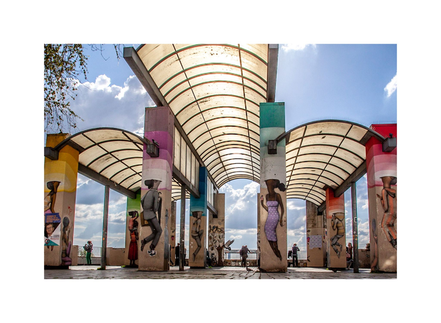 La tête dans les nuages