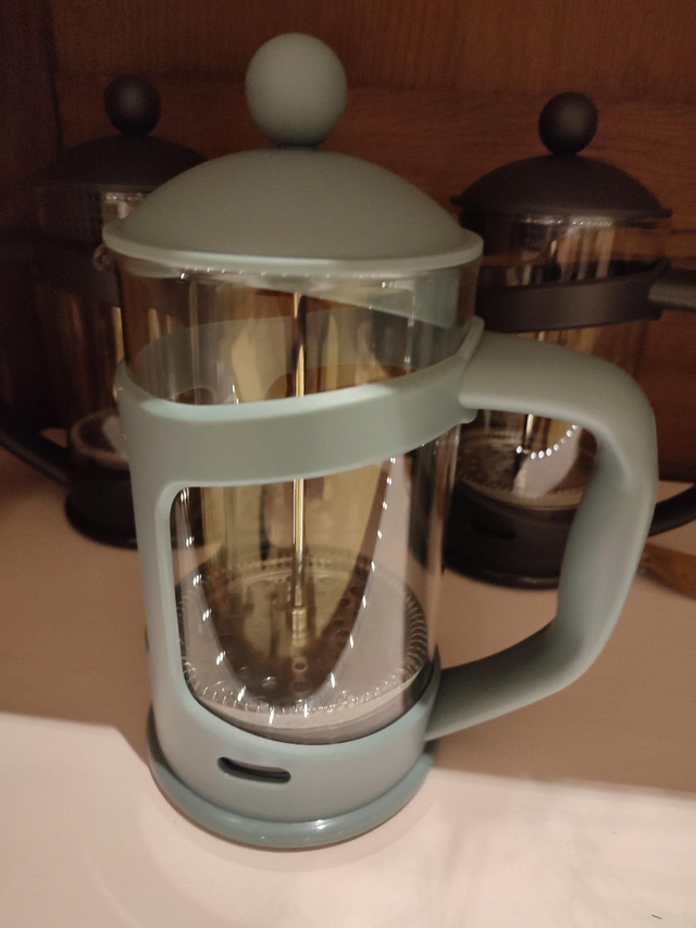 Cafetière poussoirs 
