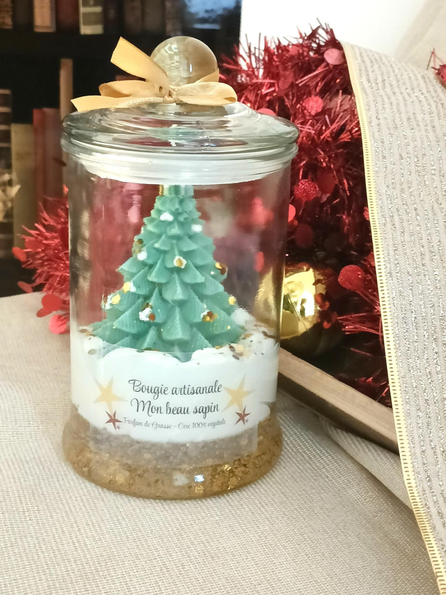 Bougie de Noël en bonbonnière XXL parfum &quot;Mon beau sapin&quot; décor sapin 